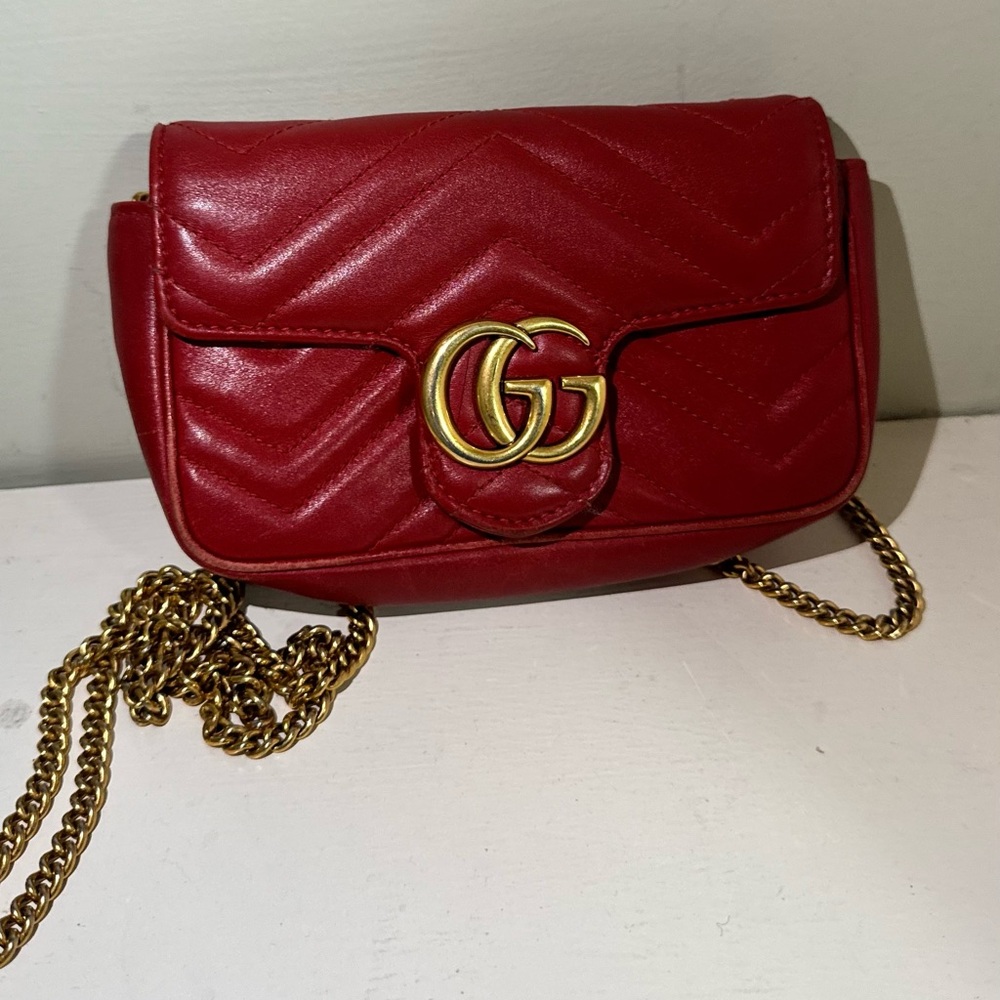 Gucci Red Leather Crossbody Bag with Gold Chain